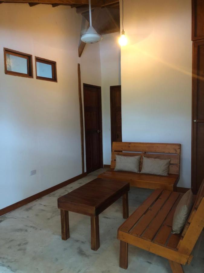 פאלומינו Casa Palum Private Room Private Bathroom מראה חיצוני תמונה